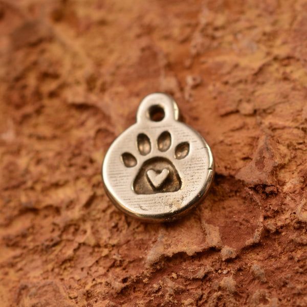 Сребърен медальон 925 „Лапа с Сърце“ | Амулет на любовта към животните