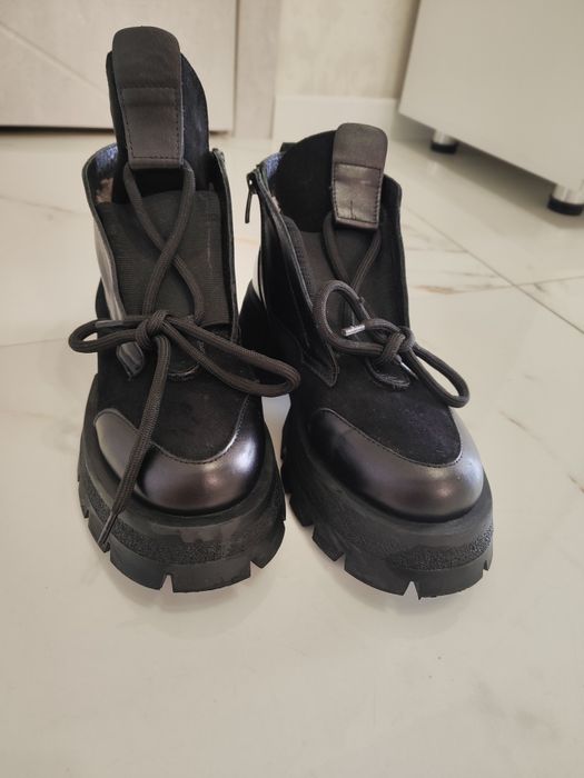 Продам ботинки зимние