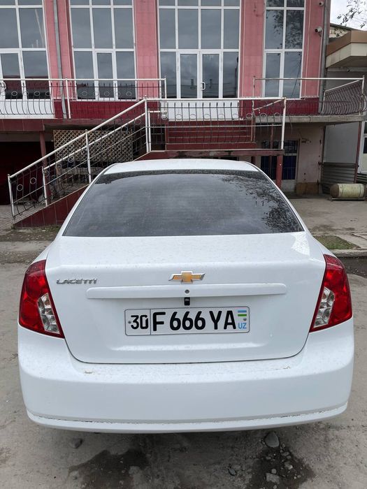 Jentra avtomat ..