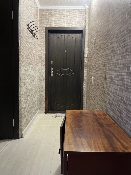 Сдаю- 2-х.ком.кв. на 6мкр