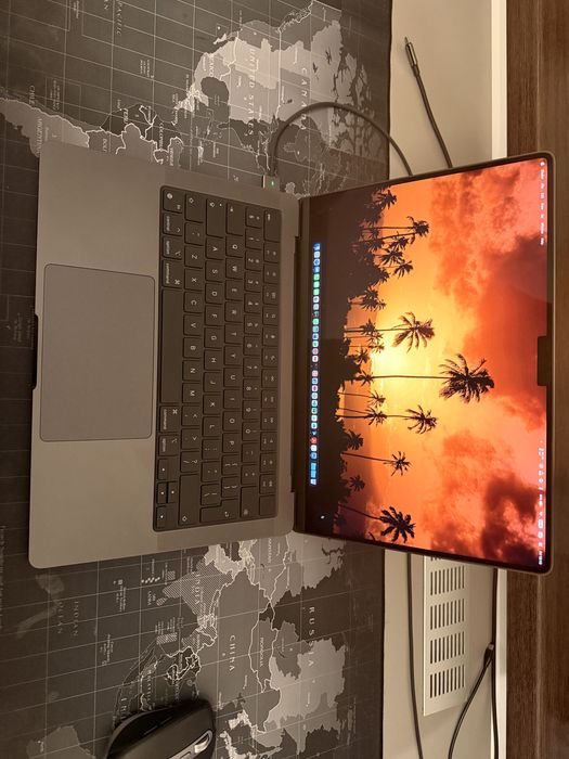 Apple Macbook Pro M4 Pro 14” 48GB RAM 512 Garantie