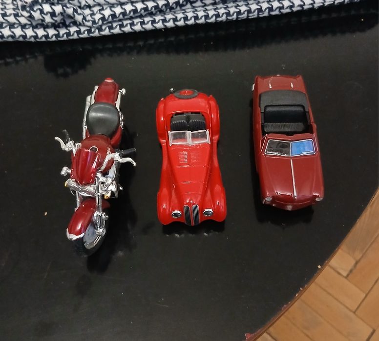 Колички          .