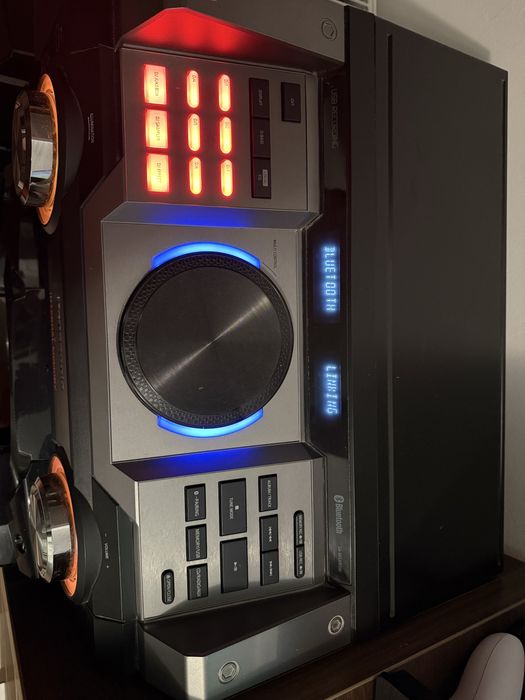 Panasonic SC-MAX4000 – Sistem audio puternic (bass mare)