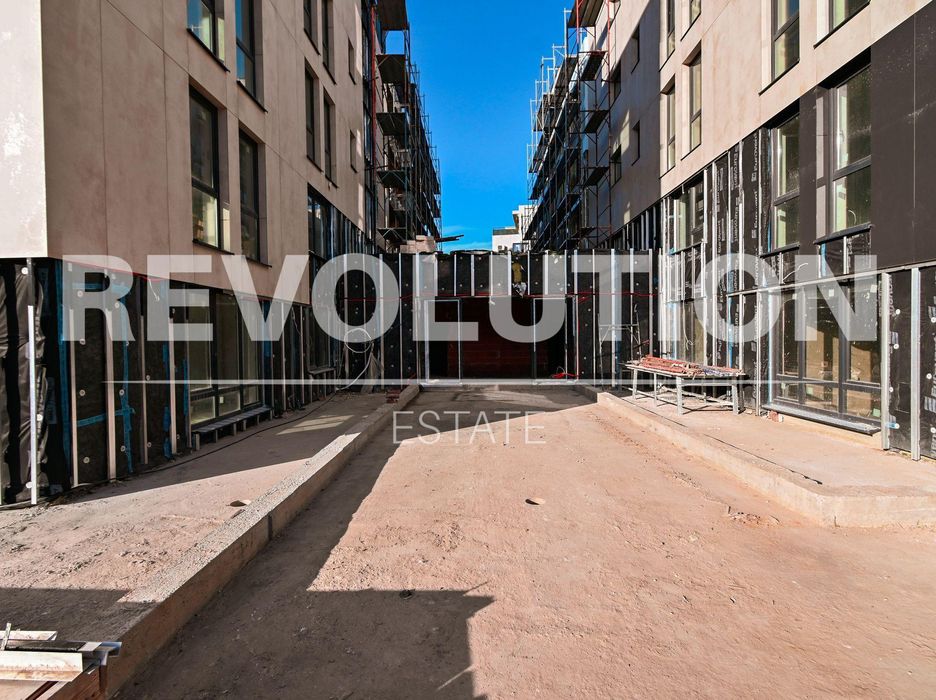 Двустаен апартамент в комплекс от две сгради С АКТ 14 в ж.к. Студентс