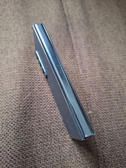 Samsung fold 4 impecabil 512 g