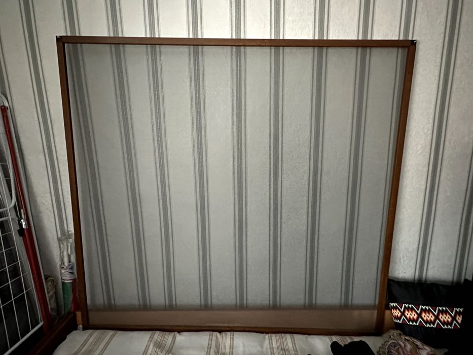 Комарник златен дъб