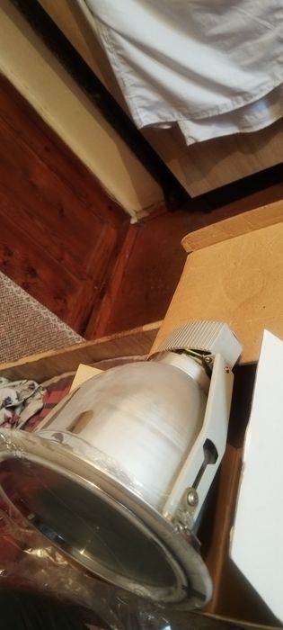 Продам плафоны срочно