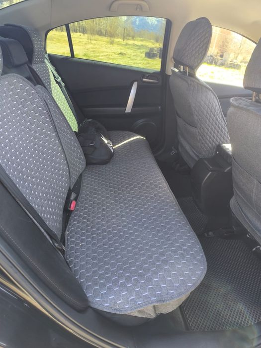 Продам машину мазда 6