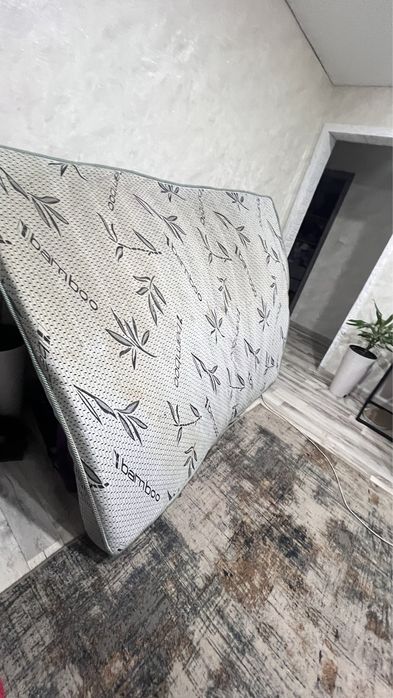Продам матрас 160*200