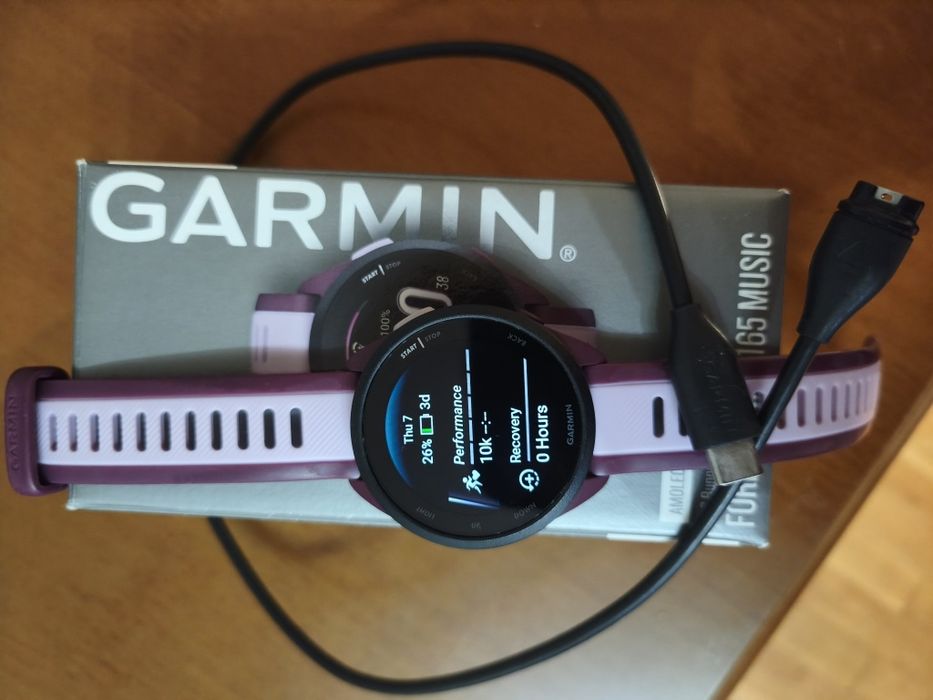 Garmin Forerunner 165 music