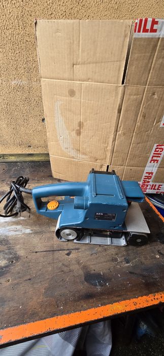 AEG  slefuitor cu bandă Germania