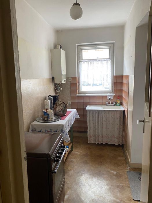 De vanzare apartament 3 camere