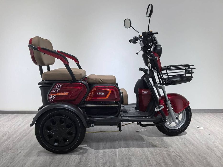 Электротрицикл трехколесный