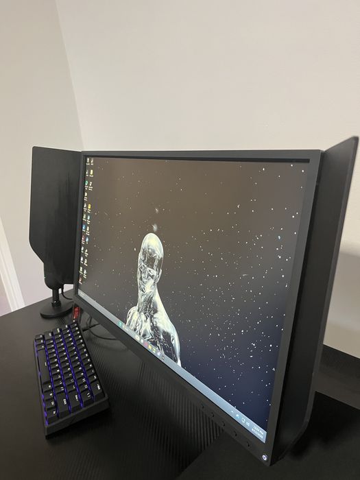 Vand monitor Zowie  xl2546 240hz