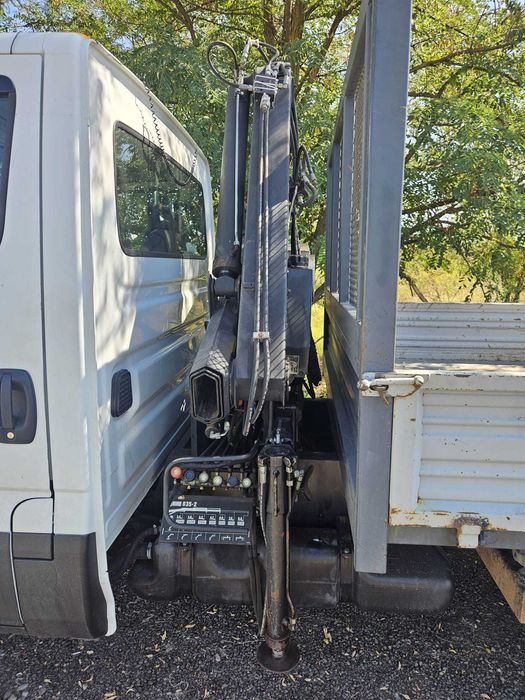 IVECO DAILY cu macara, an fabricatie 2017