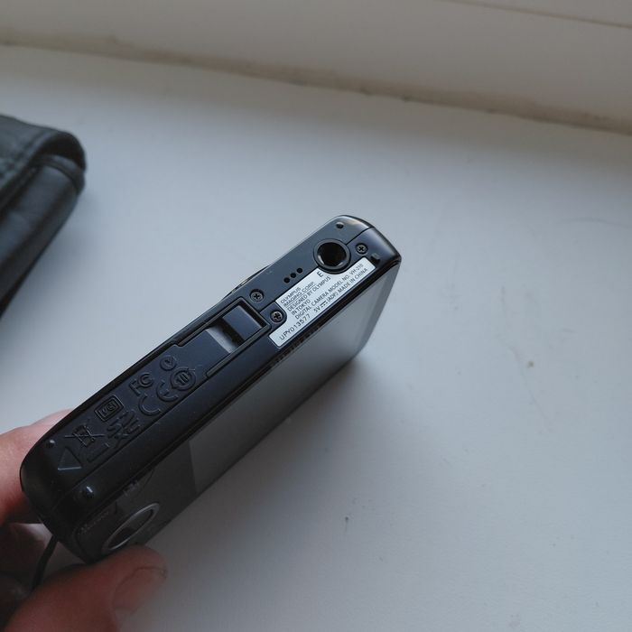 Продам фотоаппарат OLIMPUS VH-210