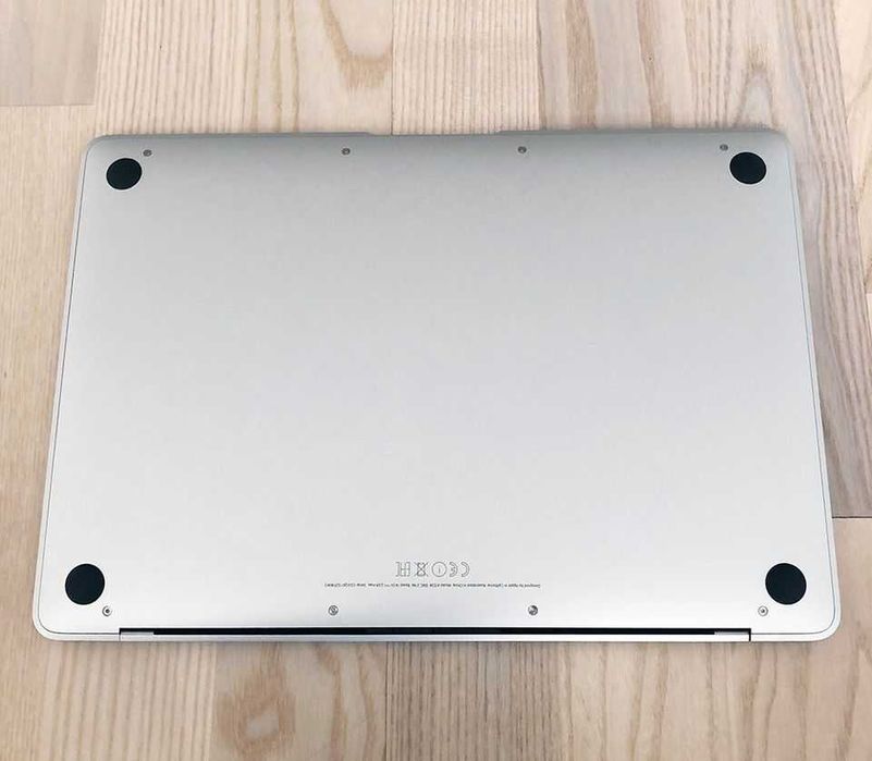 Apple MacBook Retina 12", Early 2015