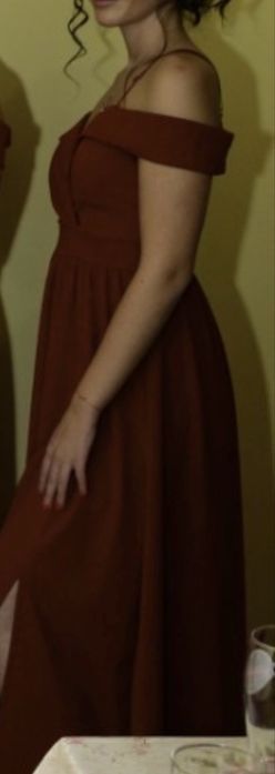 Официална рокля бордо