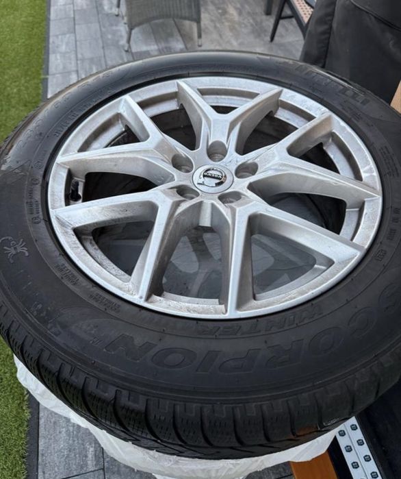 Jante VOLVO XC60  235/60/18 iarna Pirelli 2021