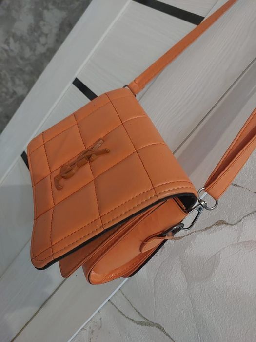 Сумочки  разные жен