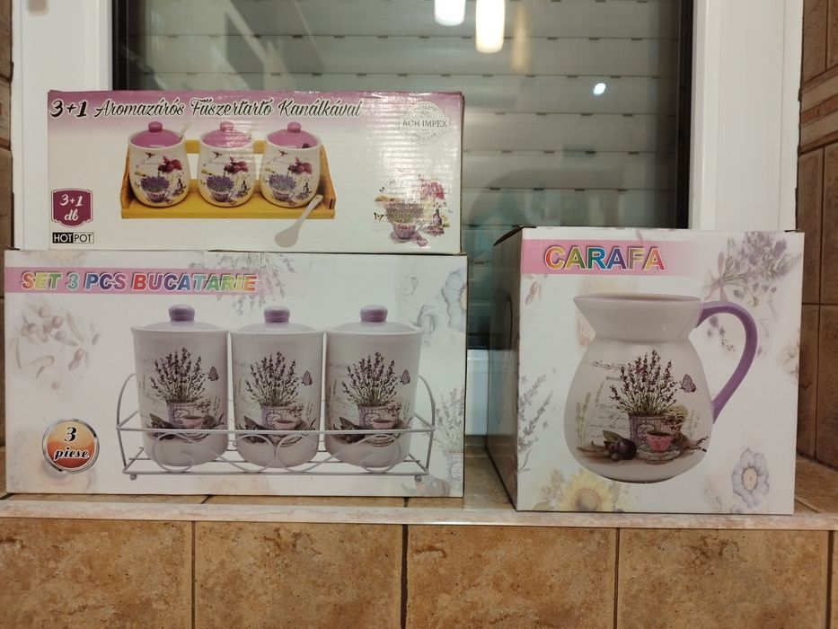 Seturi 3+1 piese din ceramică bucătărie și carafă