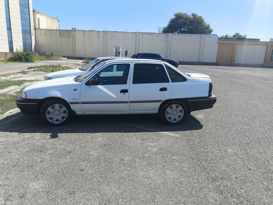 Nexia 1 sons 1998