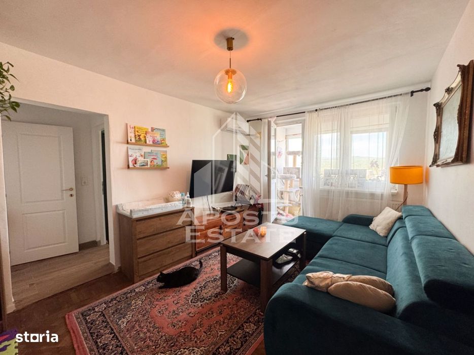 Apartament 2 camere, renovat, etaj 8, panoramica, Stadion - Hunedoara