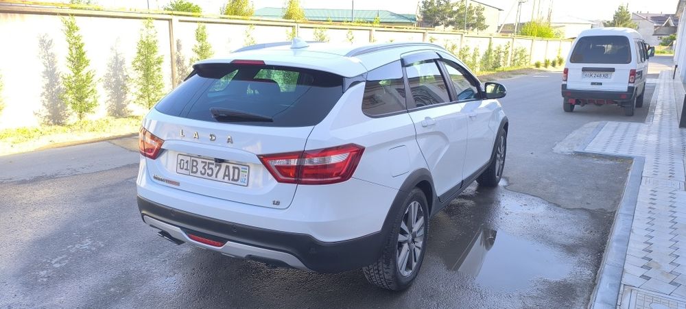 Lada Vesta sw cross