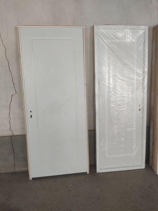 Eshik sotiladi xolati yangi iwlatilmagan