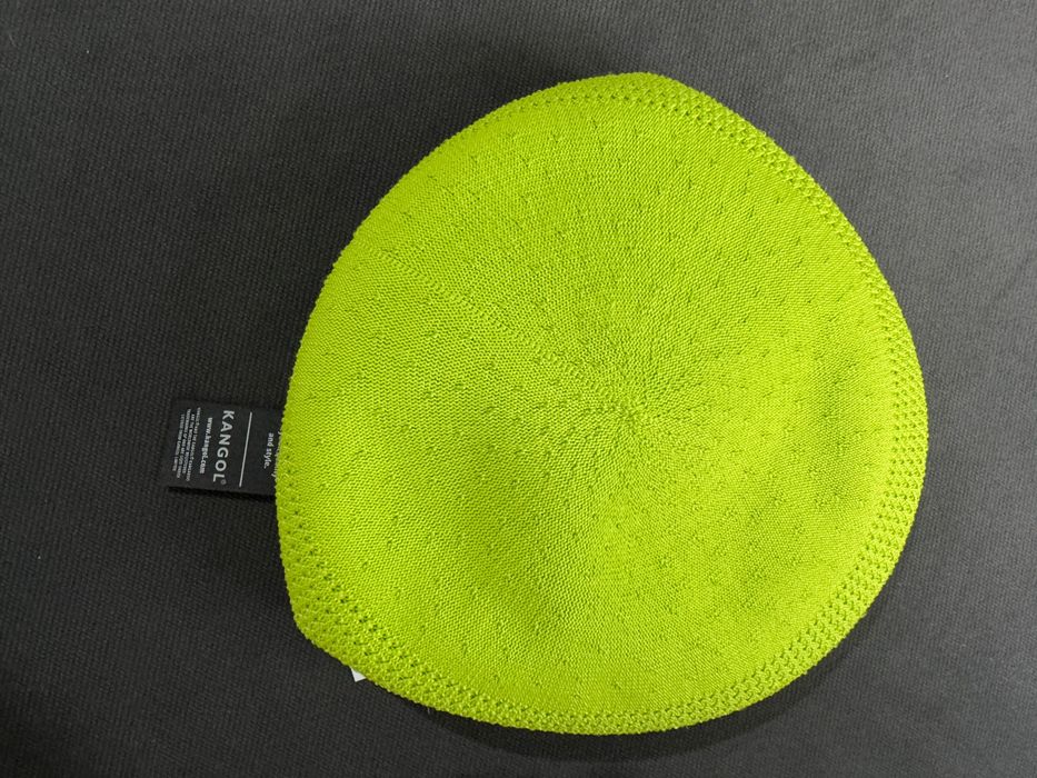 Sapca Kangol Tropic 504 Ventair Verde neon