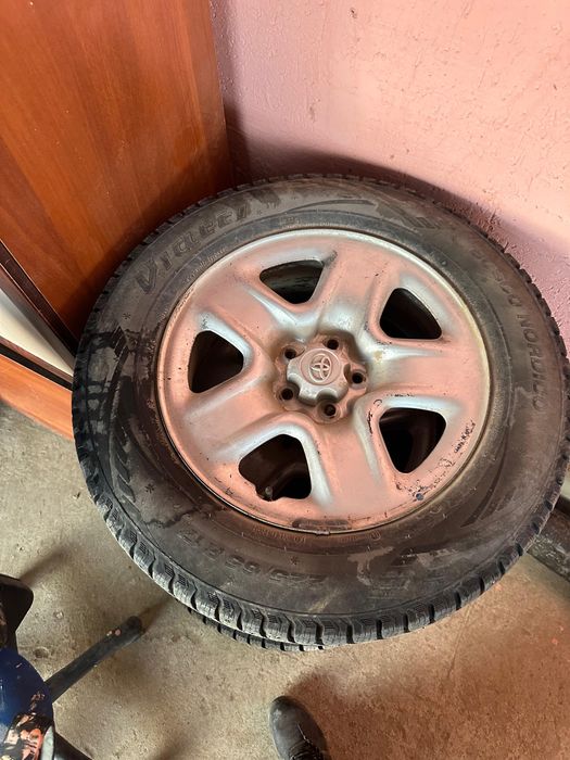 225/65/17 зимный