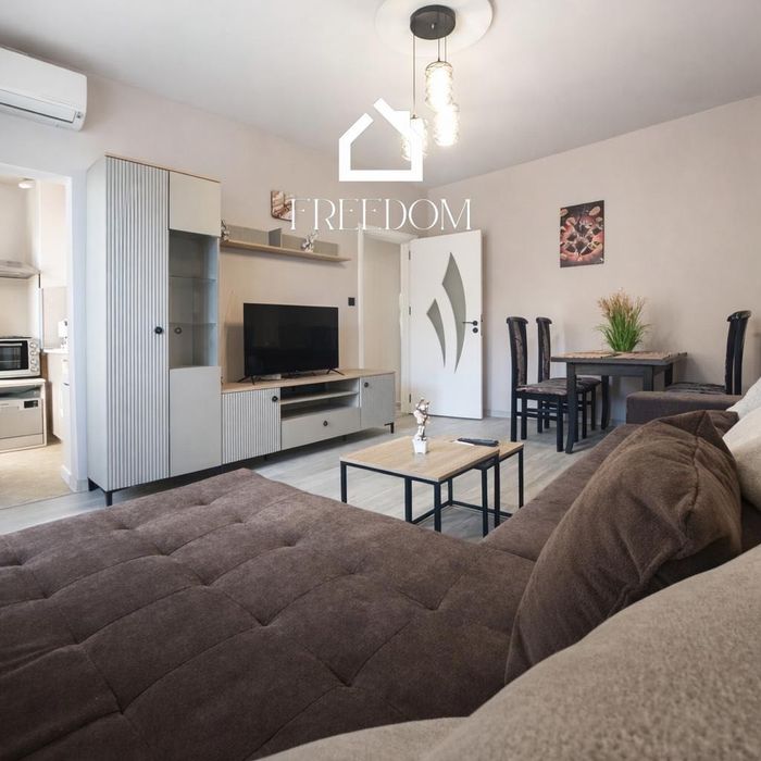 Дава се под наем Тристаен апартамент в Варна, Левски - 86 кв.м за 700 € - Снимка #1