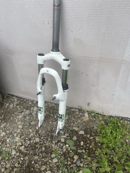 Vand furca de bicicleta