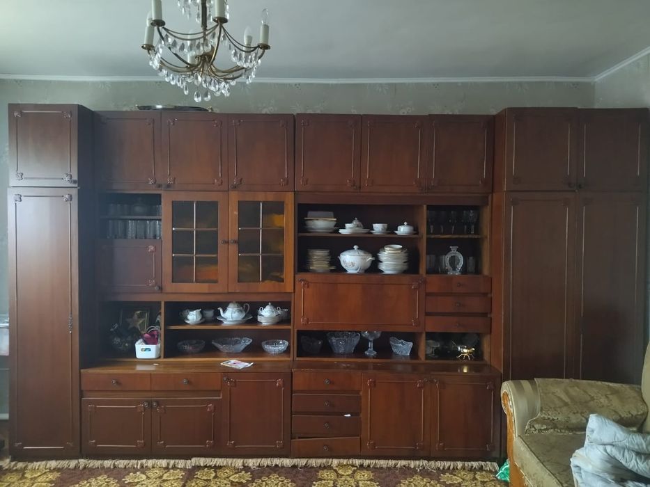 Гостиная стенка в отличном состоянии