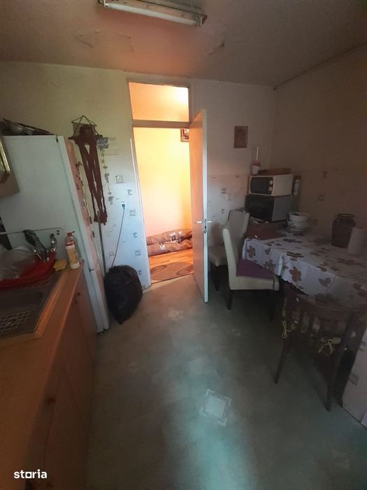 Apartament 4 Camere Decomandate, 80 mp, 2 Balcoane, etaj Intermediar,
