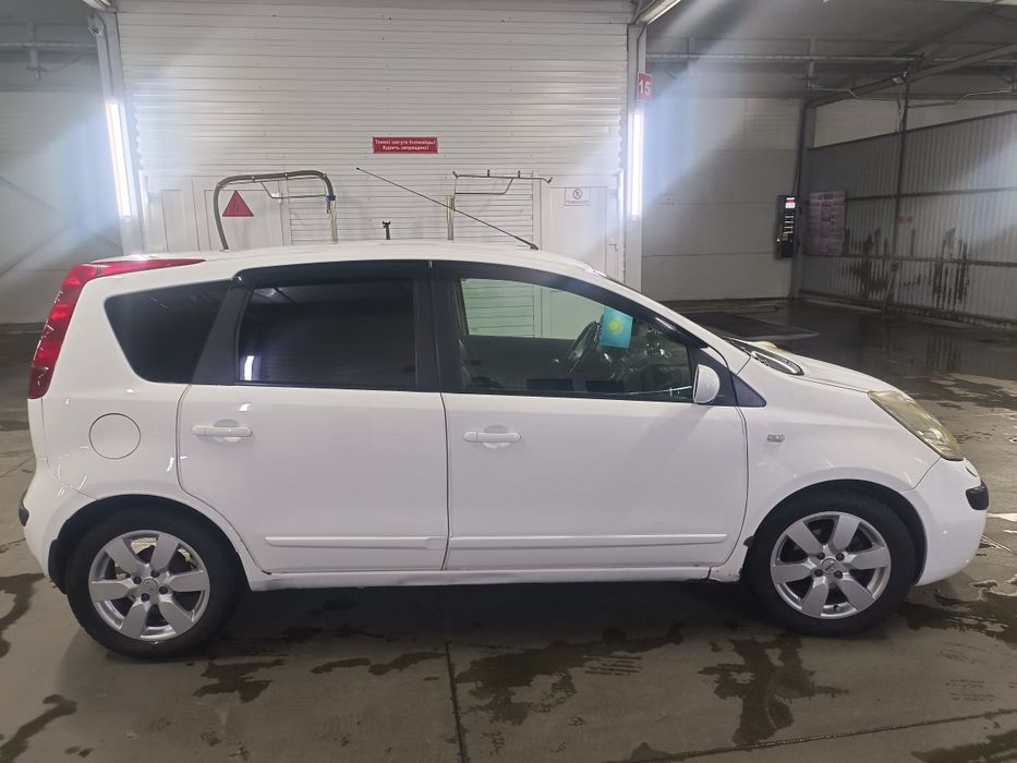 Продается Nissan note 2007 года, 1.6 автомат!