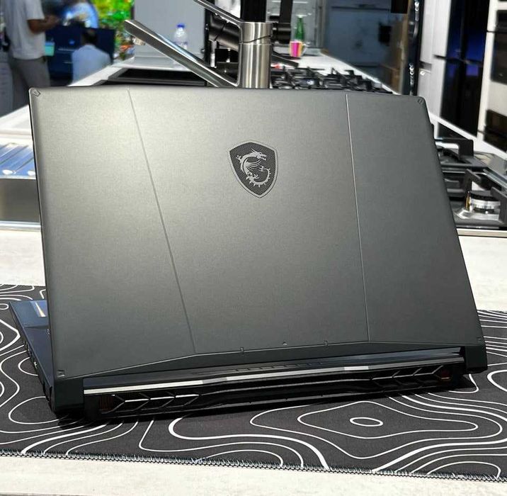 MSI Katana 15 i7-14650HX/16GB/512GB/RTX5050 8GB/15'6 FHD IPS  144hz