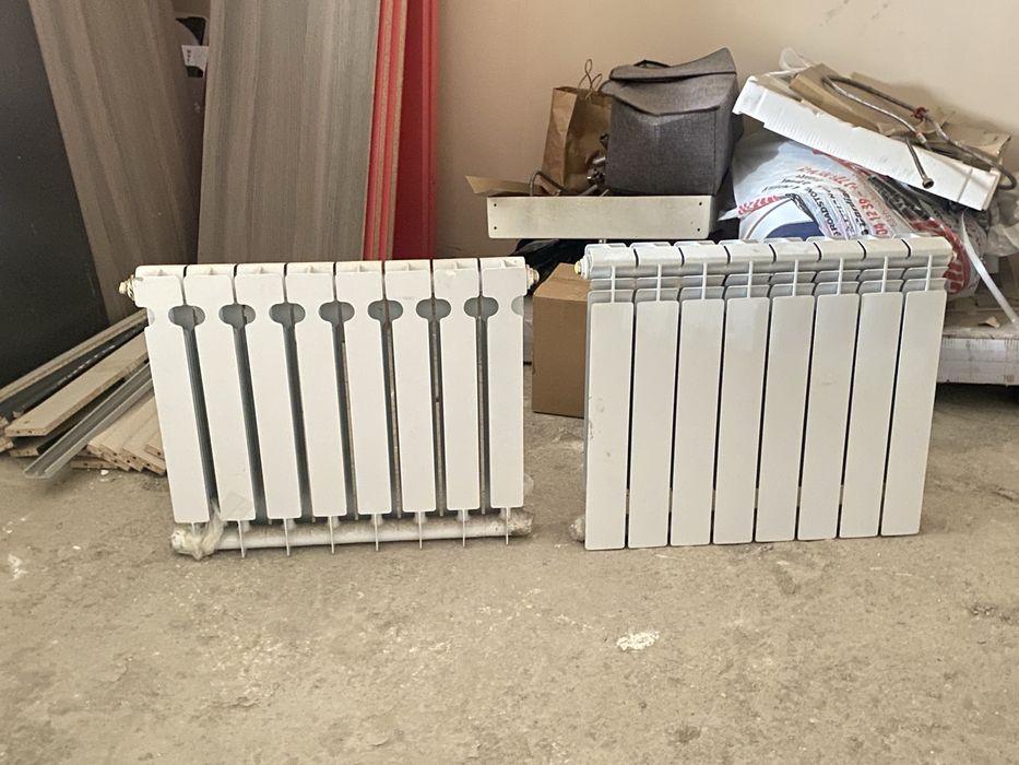 Продам 2 батареи работают