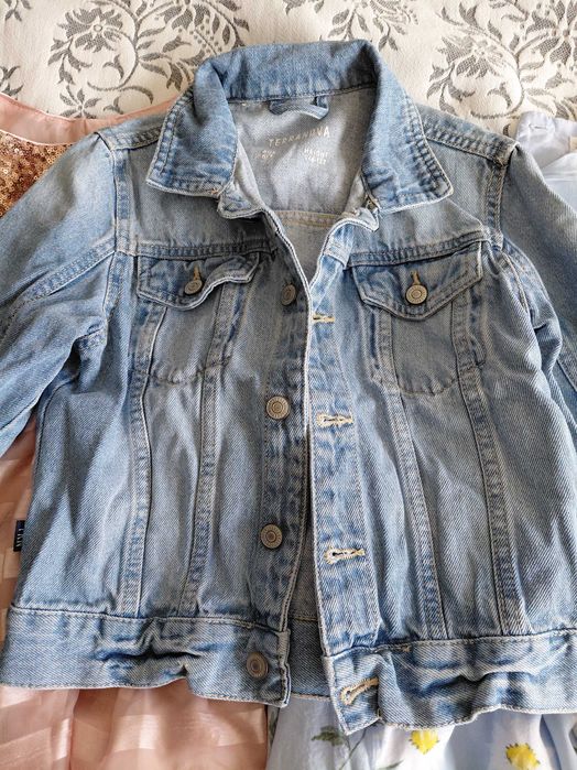 Lot rochite 6, 7 ani+ geaca de blugi.