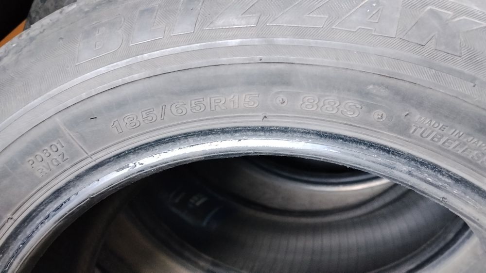Шины Bridgestone Blizzak VRX 185/65 R15 88S