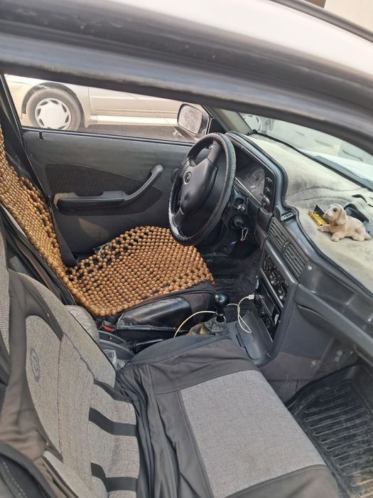 Srochno sotiladi Nexia 1a