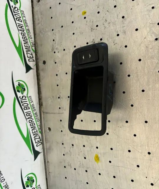 Buton geam pasager spate dreapta Ford Focus 2005 1.6 TDCi MT (90 hp)