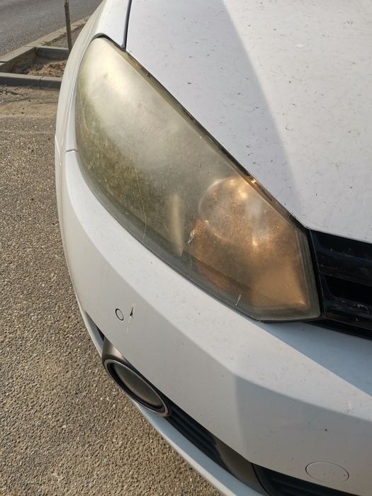 Polimerizare faruri (Polish faruri)