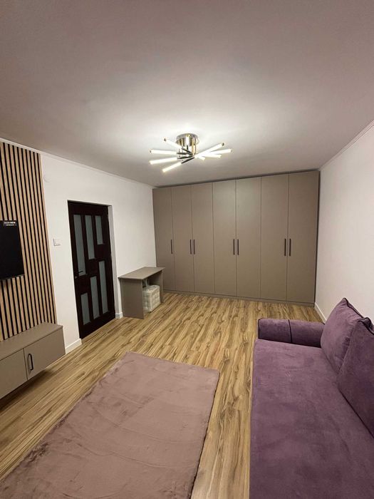 Apartament 2 camere zona LUJERULUI de inchiriat