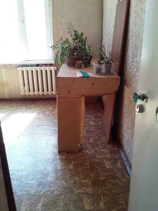 Диван немесе стол