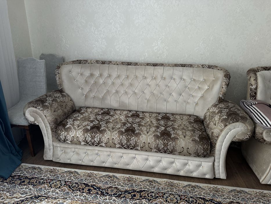 Продаю диван + диван кресло.