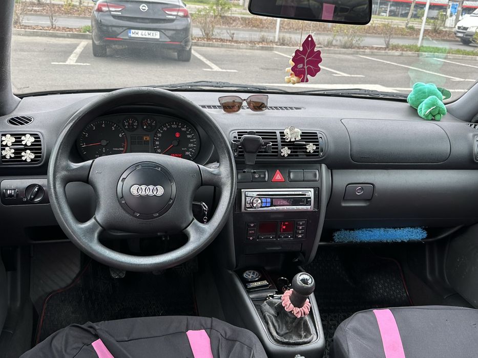 Audi A3 8L in 4 usi.