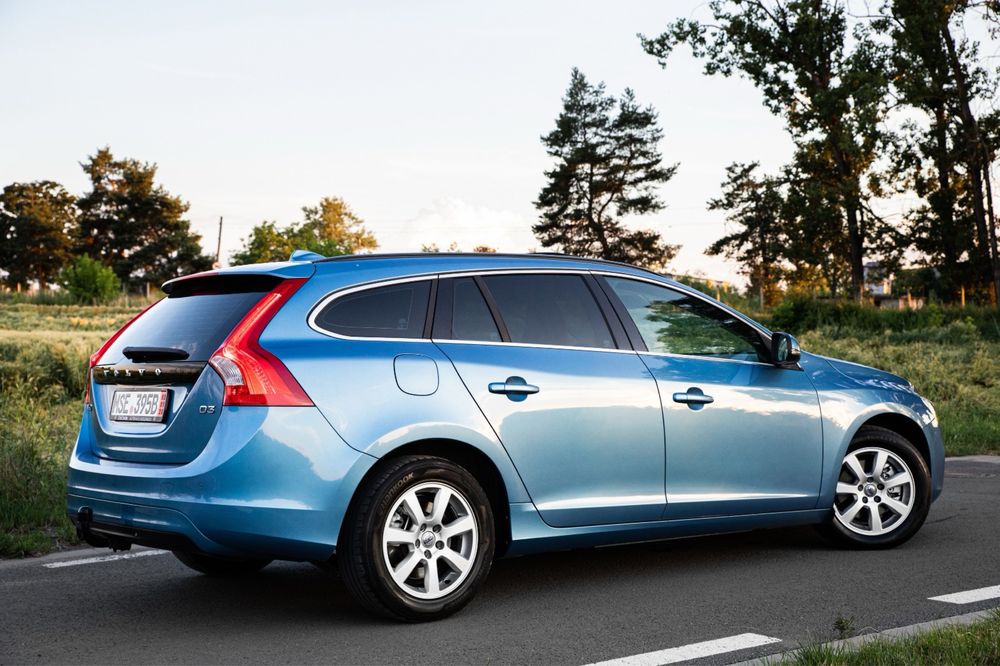 VOLVO V60 2014 — imagine 4