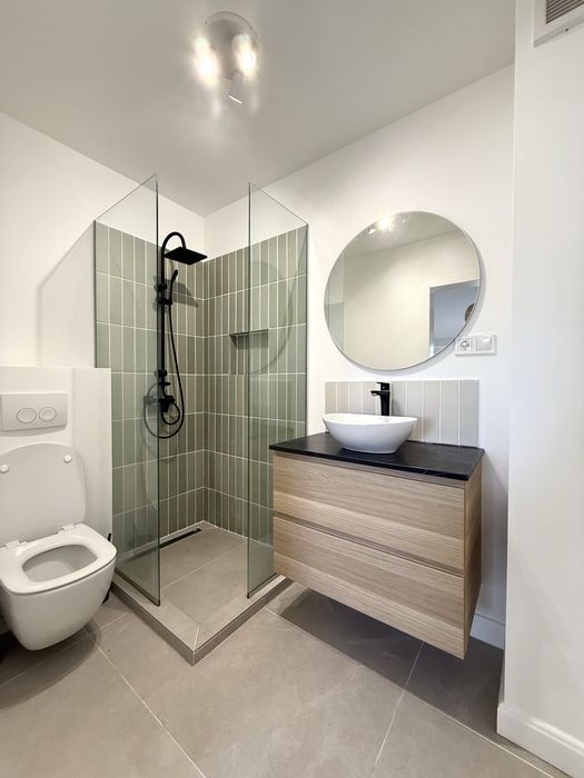 Apartament spațios cu 3 camere, mansardă – Strada Cetății, lângă Jysk