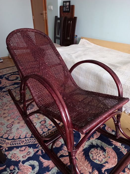 Лежанка - люлеещ се стол, състояние - отлична